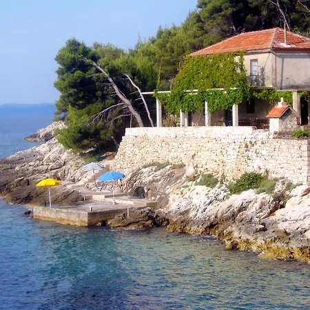 Secluded Fisherman's Cove Lucica, Hvar - 4034 *