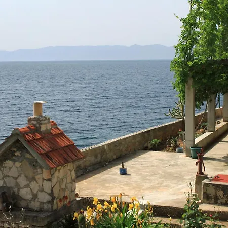 Secluded Fisherman's Cove Lucica, Hvar - 4034 Gdinj
