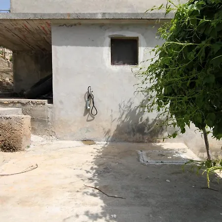 Secluded Fisherman's Cove Lucica, Hvar - 4034 Gdinj