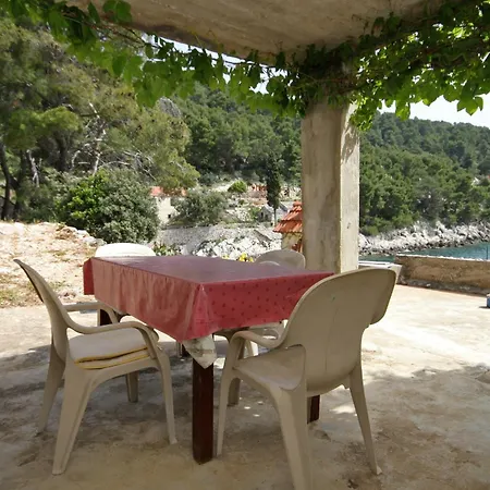 Secluded Fisherman's Cove Lucica, Hvar - 4034 Vikendica *
