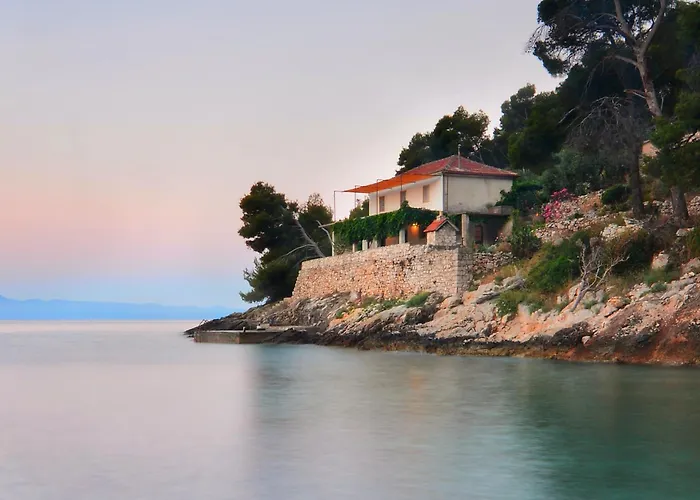 Hébergement de vacances Secluded Fisherman's Cove Lucica, Hvar - 4034